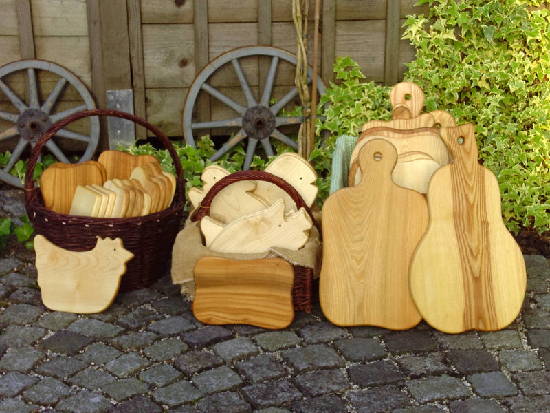 Bretter zum Vespern und Servieren