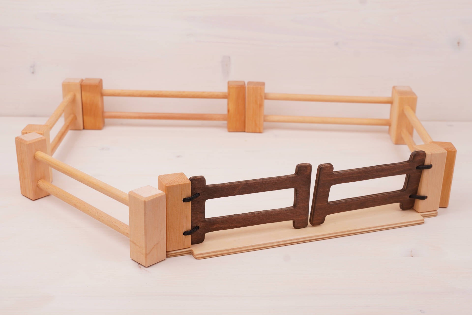 Set Garten-Tor mit Zäunen groß