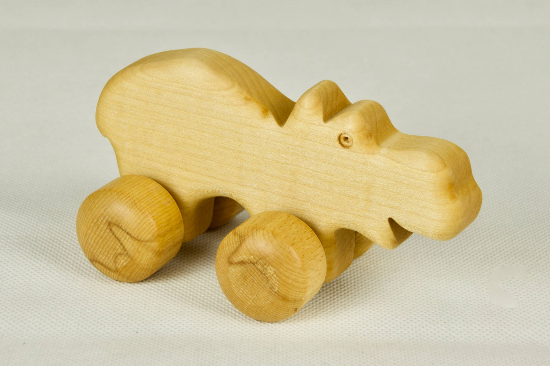 Rolltier Nilpferd in Ahorn