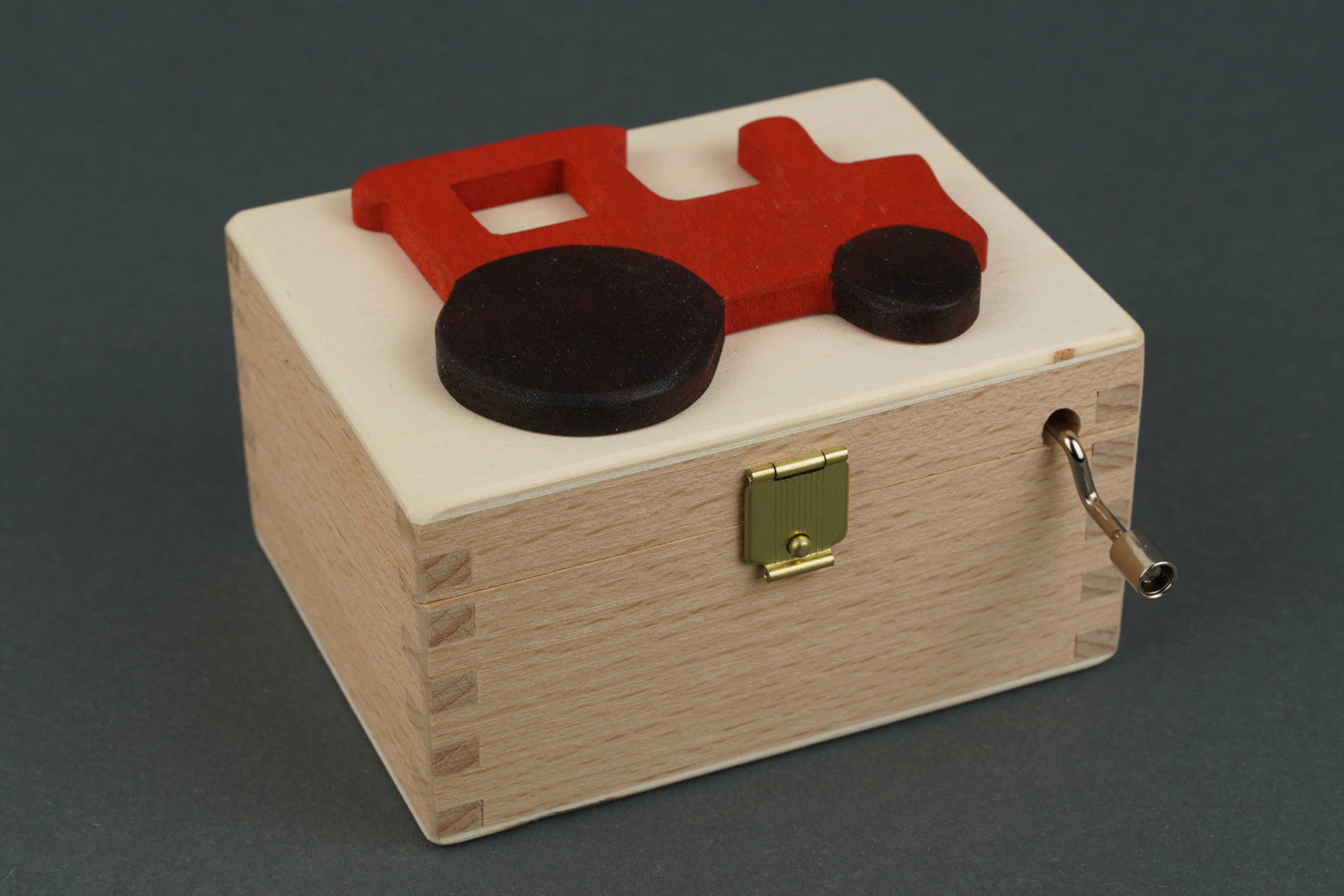Schatzkiste Traktor rot mit Spielwerk
