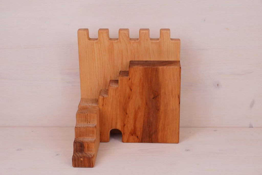 Mauer mit Treppe 20x22x6cm links