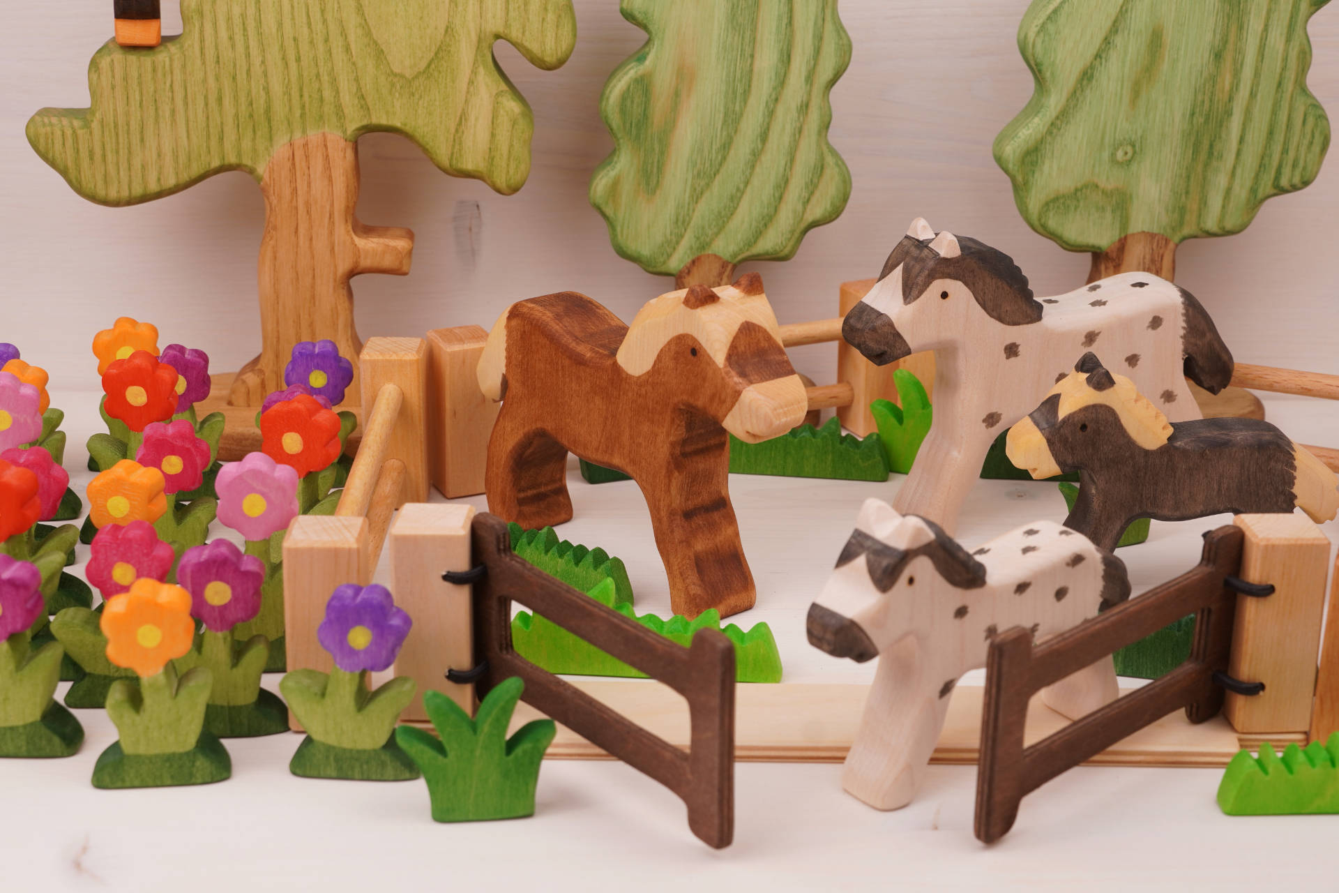 Set Garten-Tor mit Zäunen groß