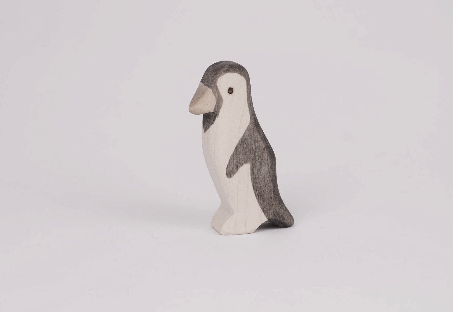 Pinguin groß Kopf unten