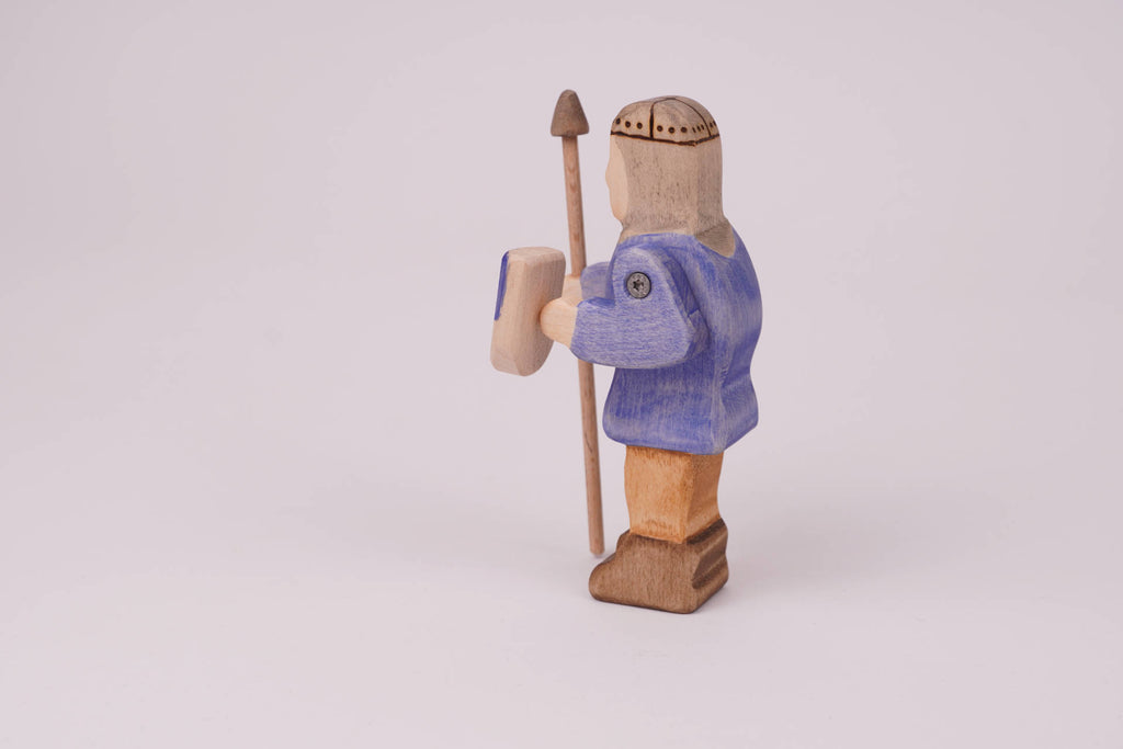 Ritter stehend blau mit Lanze