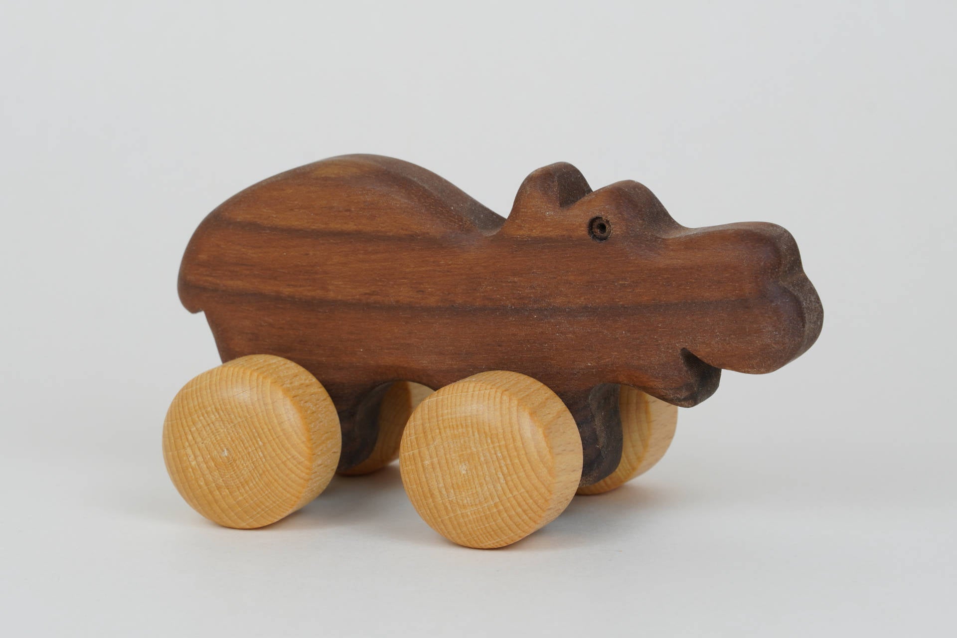 Rolltier Nilpferd in Walnuss