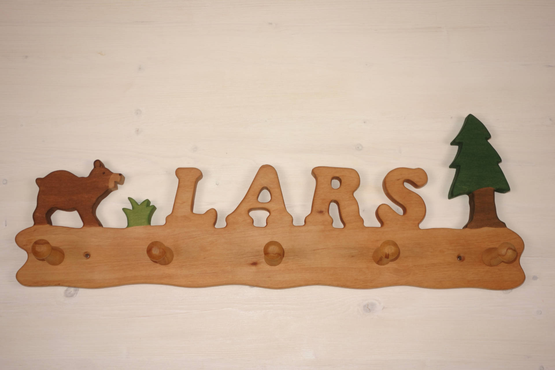Garderobe Lars mit Bär und Tanne 5 Haken