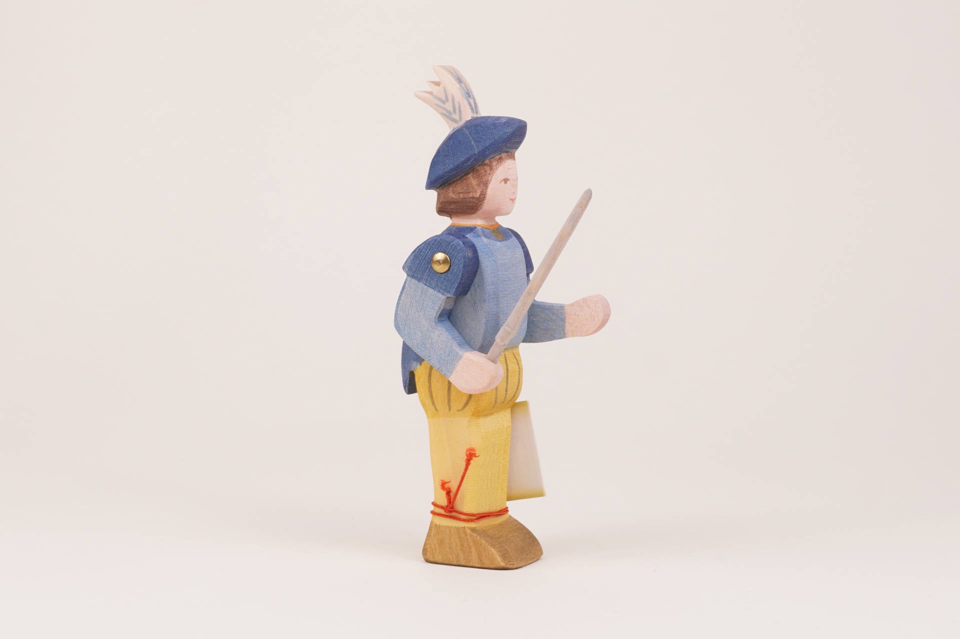 27900 Ostheimer Kronprinz mit Schwert  ACHTUNG: 2.Wahl