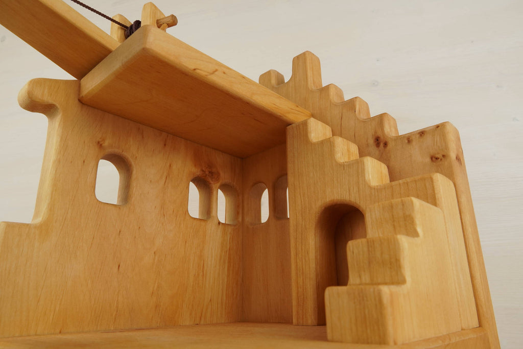 Turm-Eckbau mit Kran 20x20 cm, Höhe 40 cm