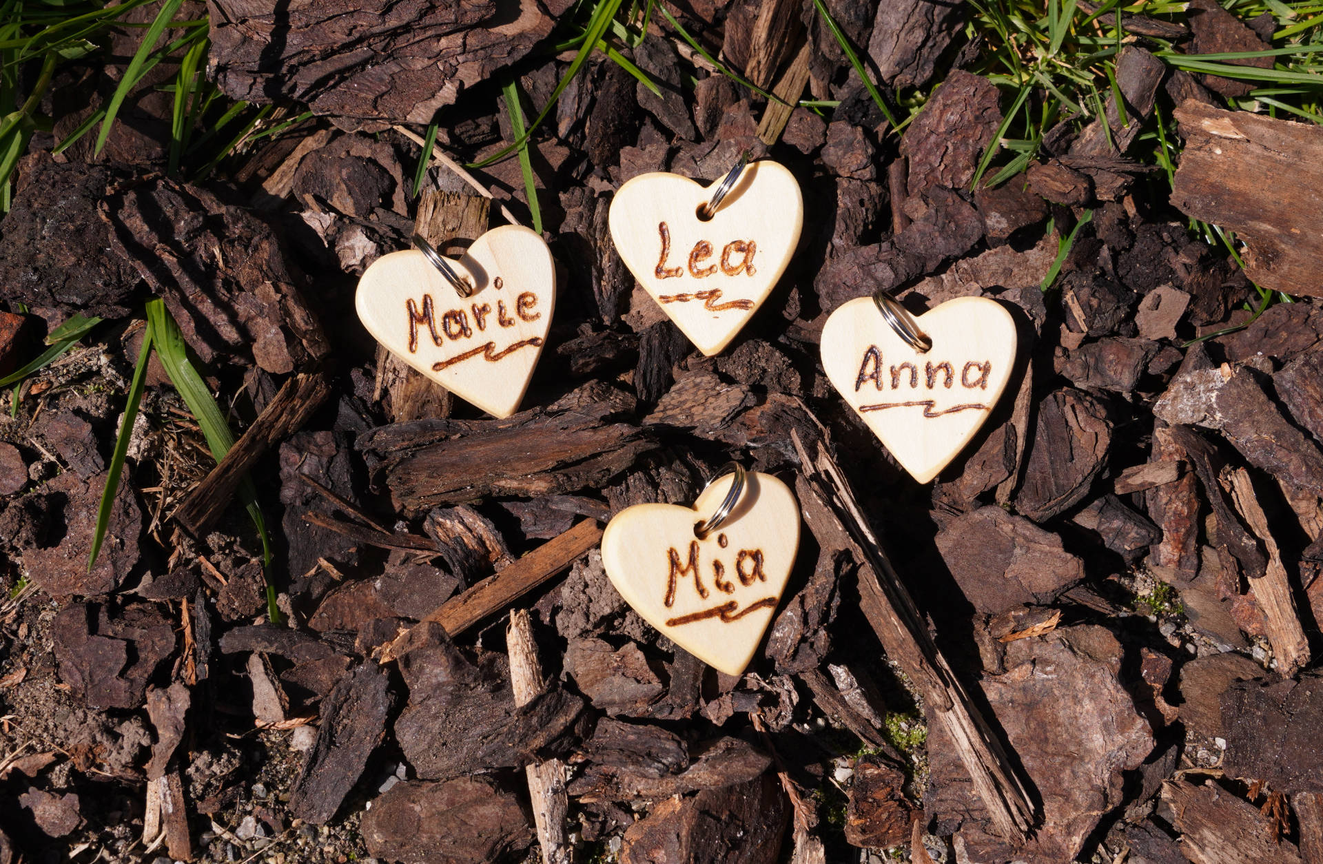 Herz Schlüssel-Anhänger klein Kirsche