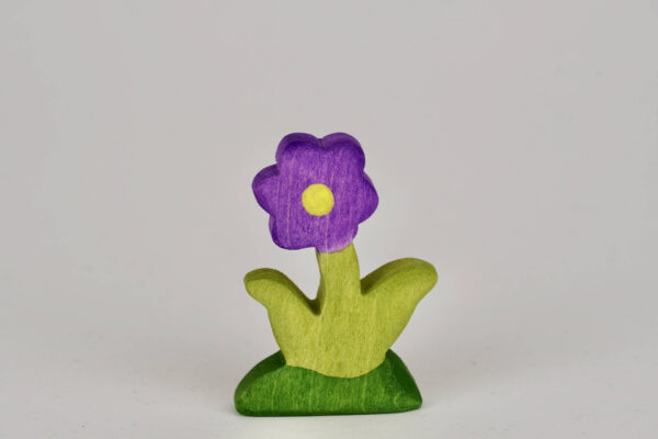 Holzfigur Blume lila