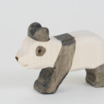 Holzfigur Pandabaer klein