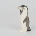Holzfigur Pinguin gross Kopf oben