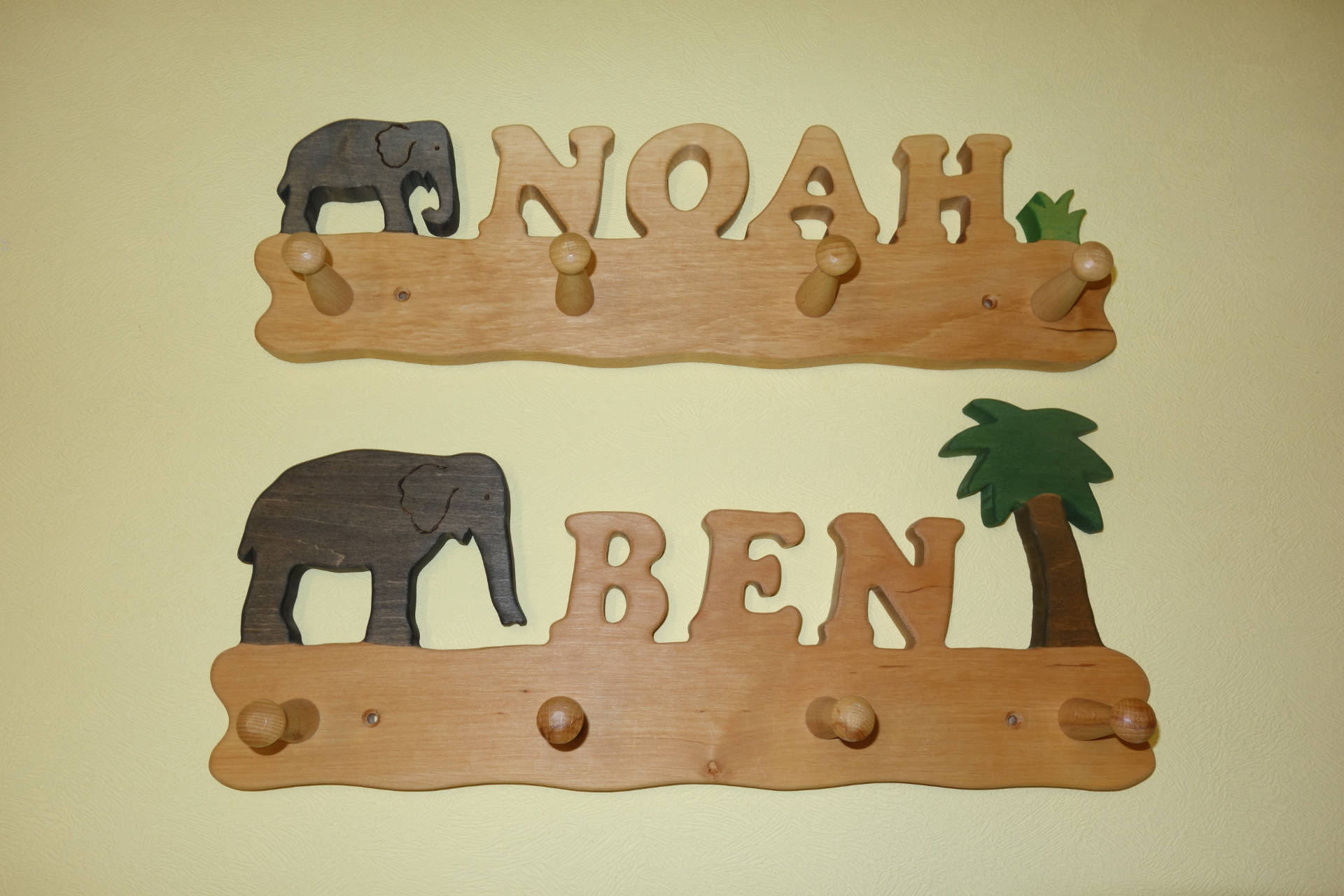 Garderobe Elefant mit Name Ben und Noah