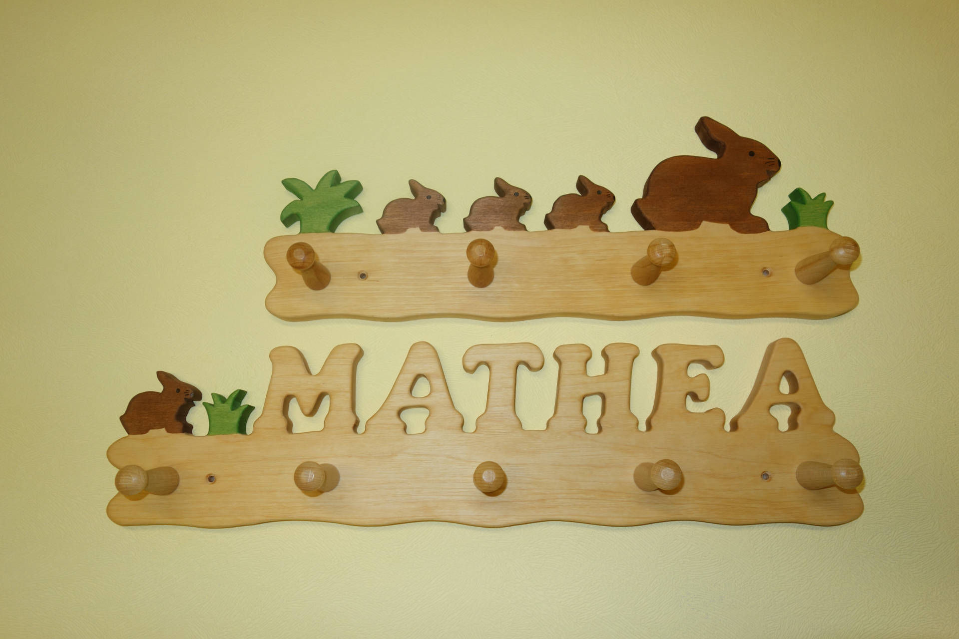Kindergarderobe Hasen und Mathea