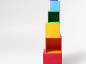 Grimms großer Kistensatz gestapelt