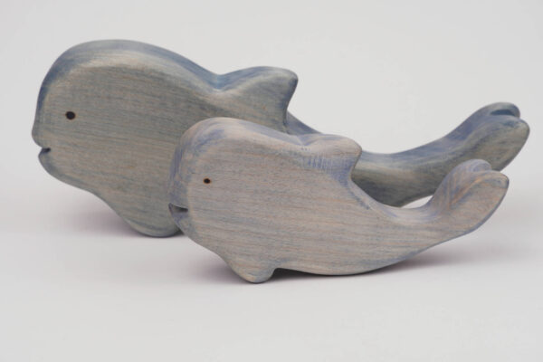Holzfigur Blauwale ()