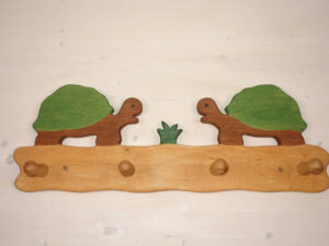Kindergarderobe mit Schildkröten groß und Gras 50