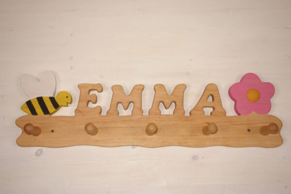 Kindergarderobe mit Name Emma und Biene mit Blume rosa 60