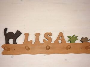 Kindergarderobe mit Name Lisa mit Katze Maus und Gras 60