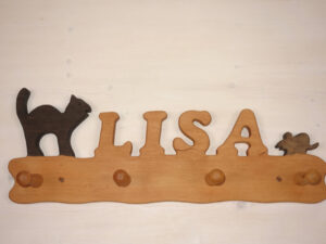 Kindergarderobe mit Name Lisa mit Katze und Maus 50